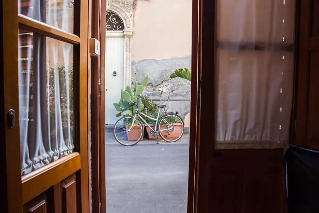 Holiday home Dimora Sul Mare Villa Catania
